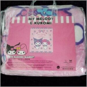 MY MELODY & KUROMI  SANRIO RASCHEL BLANKET SOFT  Twin Size